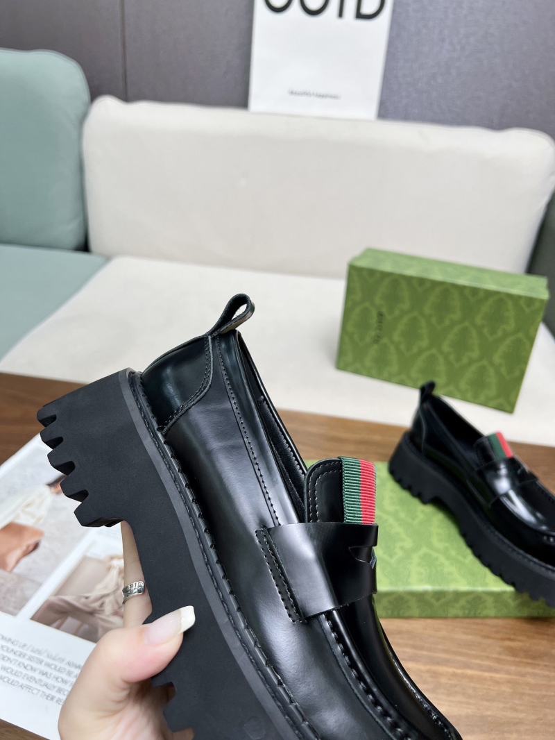 Gucci Leather Shoes